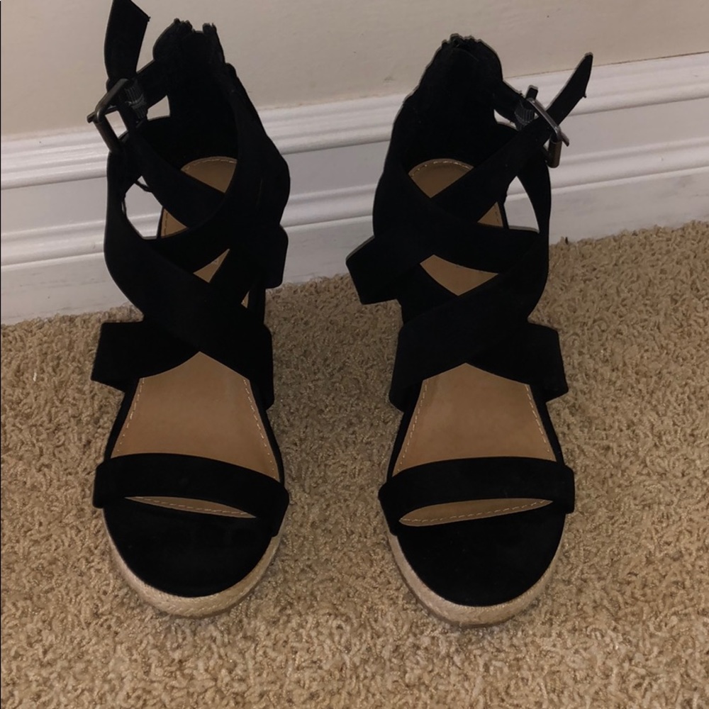 Cute black wedges!